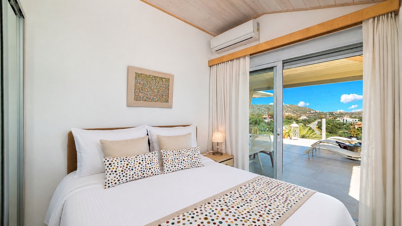 Photo of Bedroom in Vathi