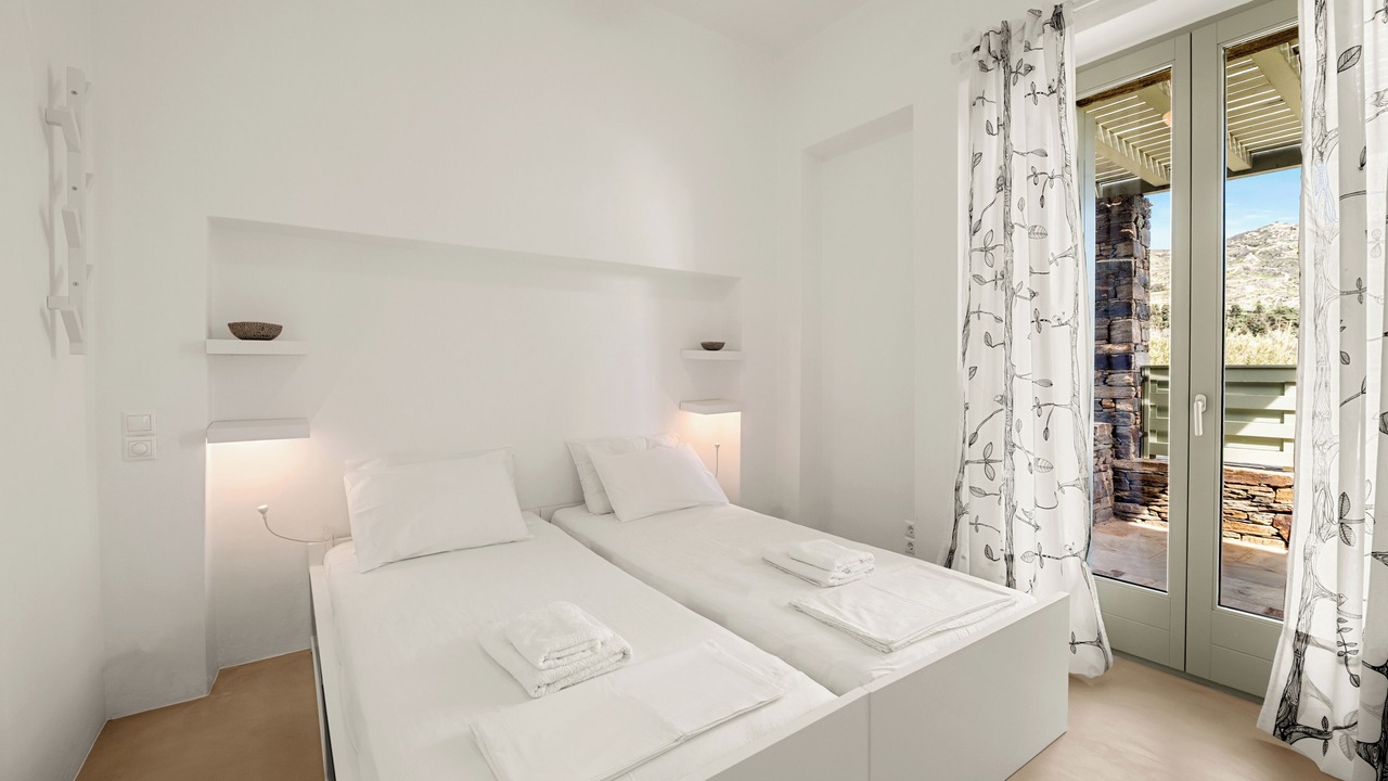 Photo of Bedroom in Exomvourgo