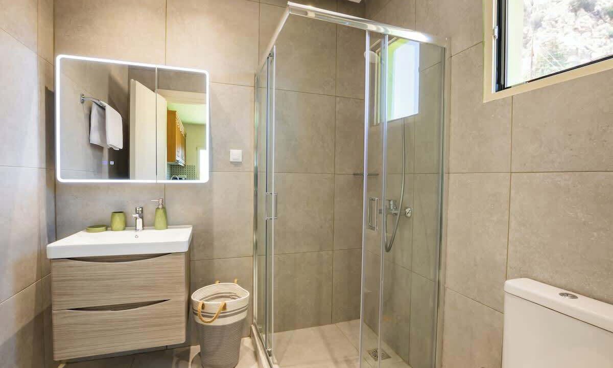Photo of Bathroom in Menetai