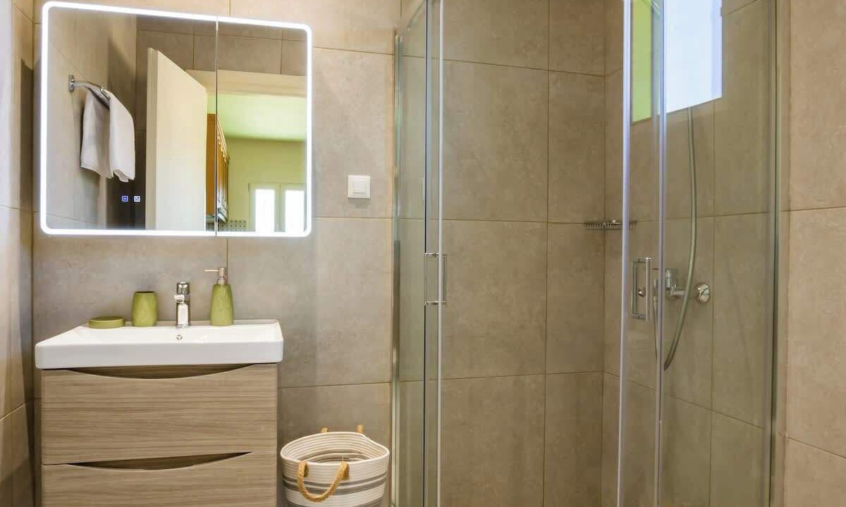 Photo of Bathroom in Menetai