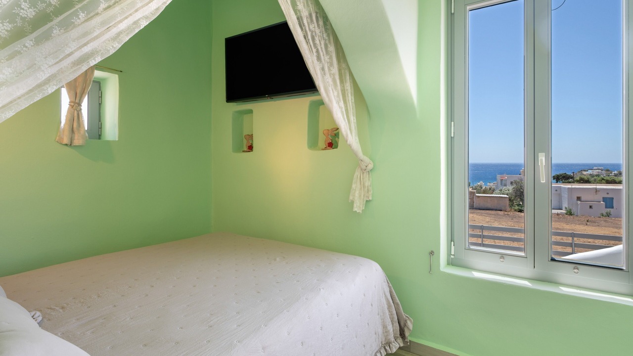 Photo of Bedroom in Megas Gialos