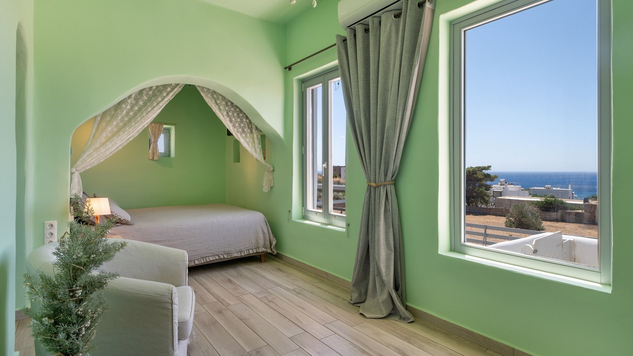 Photo of Bedroom in Megas Gialos