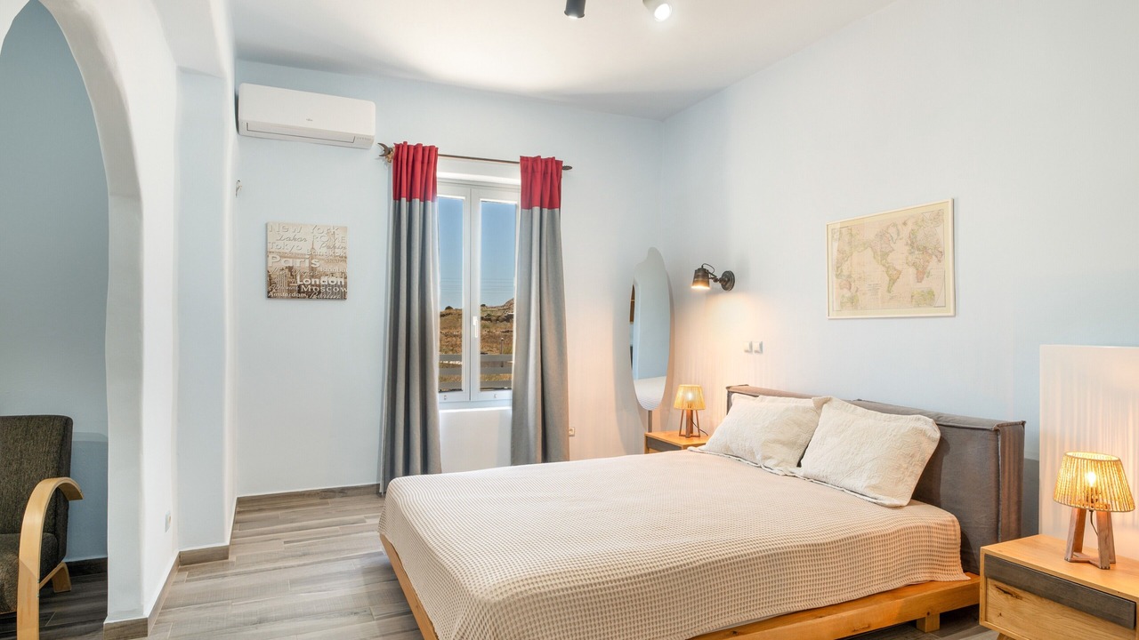 Photo of Bedroom in Megas Gialos