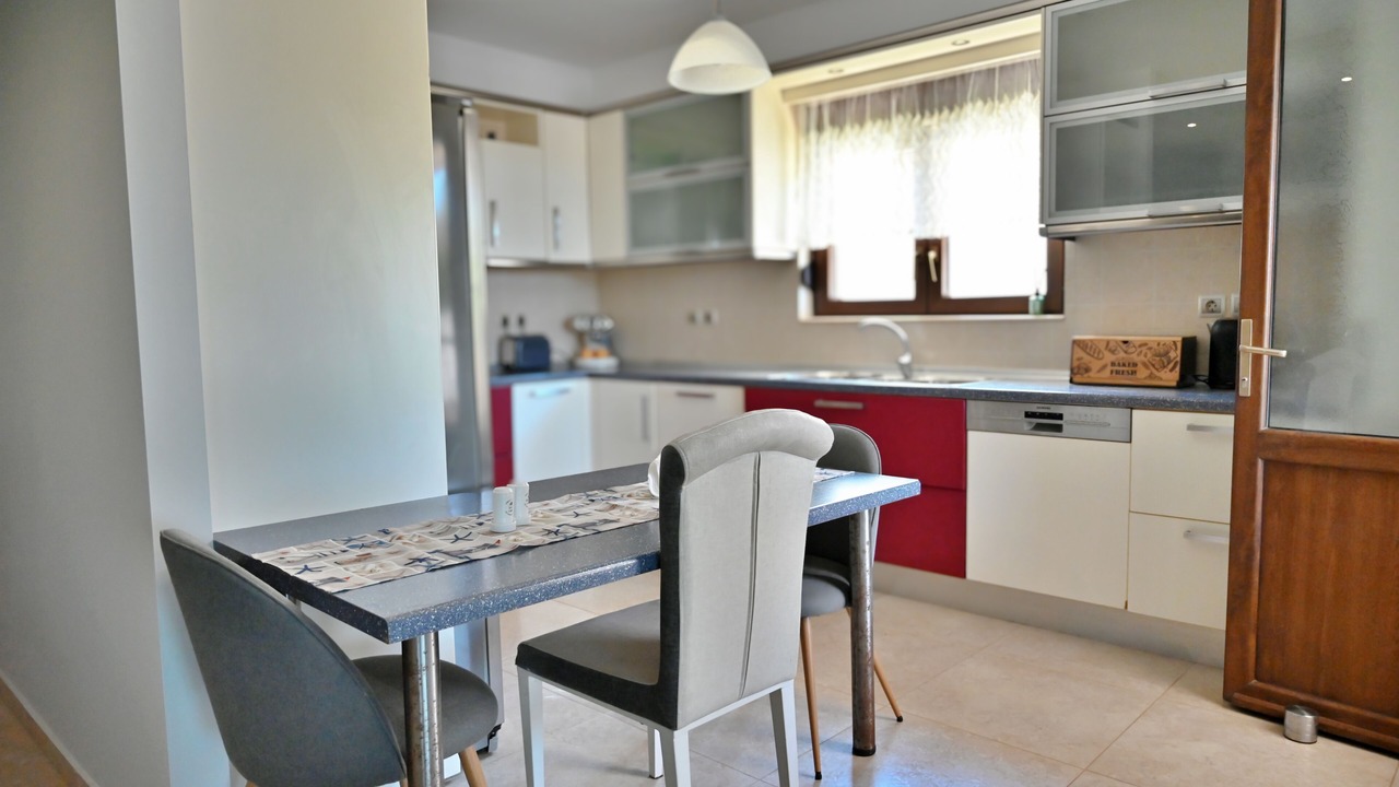 Photo of Kitchen in Petaloudes