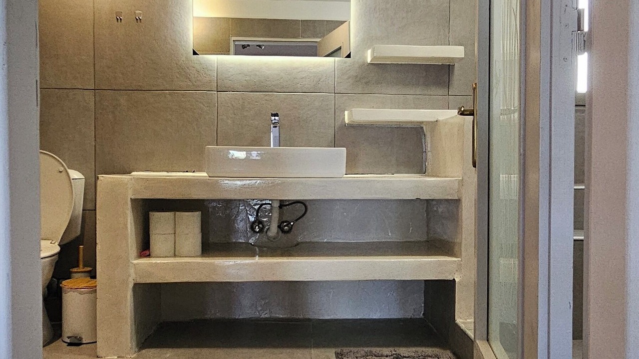 Photo of Bathroom in Exomvourgo