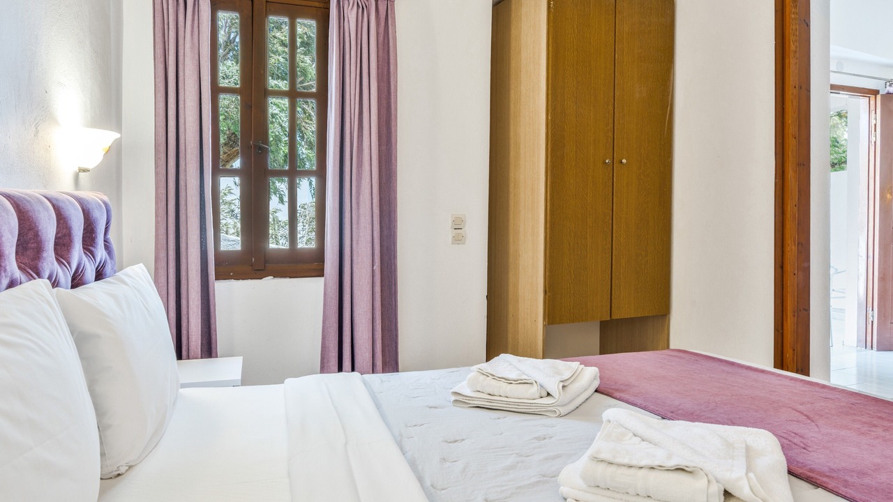 Photo of Bedroom in Amoopi