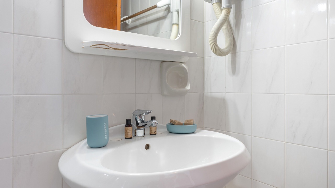 Photo of Bathroom in Amoopi