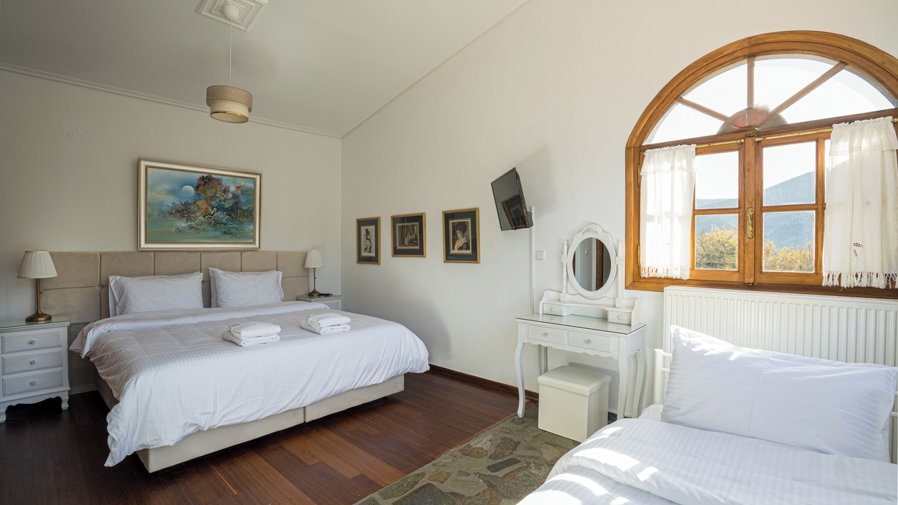Photo of Bedroom in Potamia