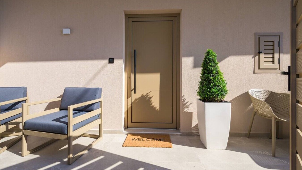 Photo of Patio Balcony in Lambi