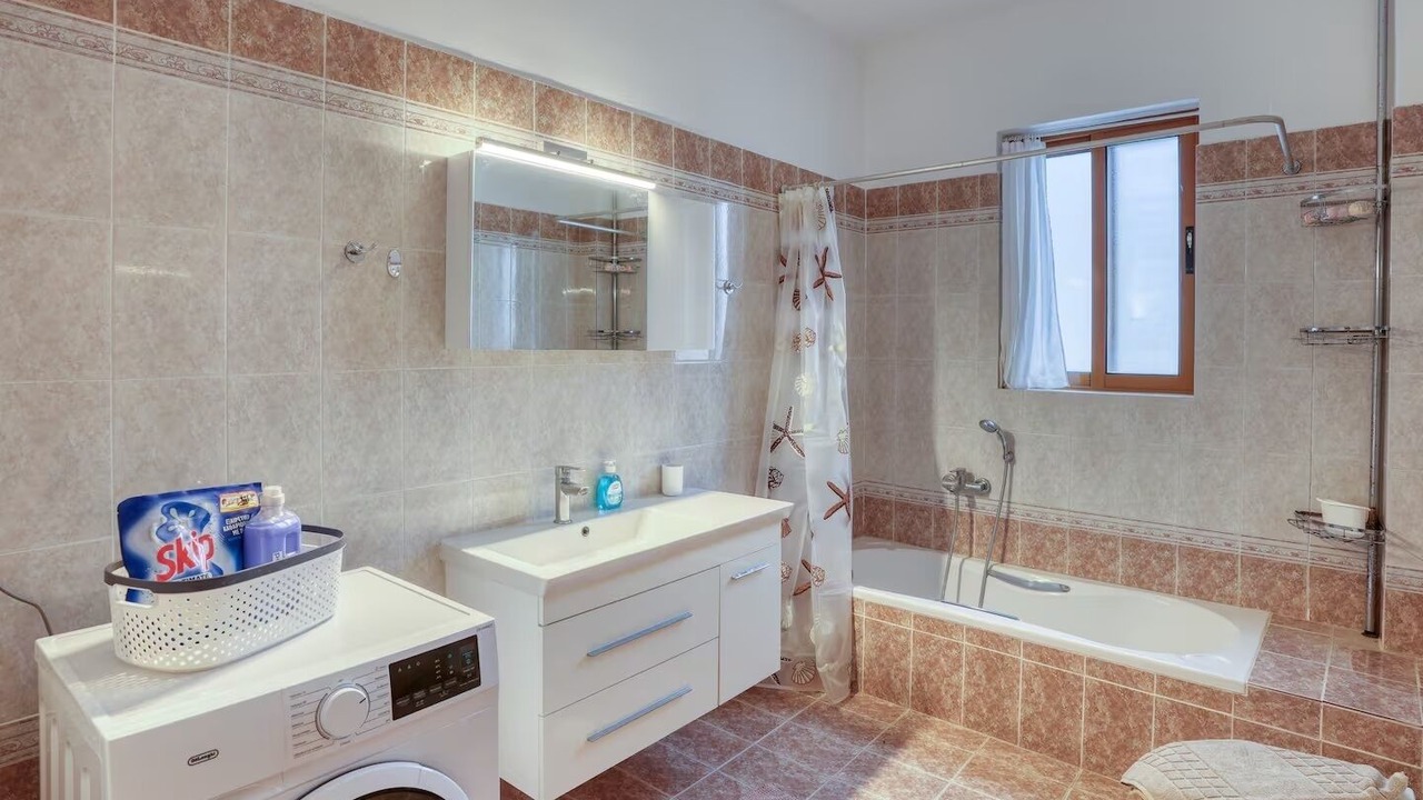 Photo of Bathroom in Kardamena