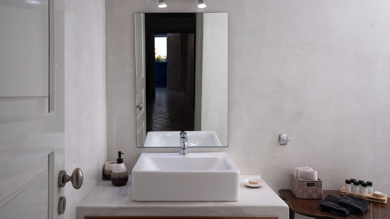 Photo of Bathroom in Imerovigli