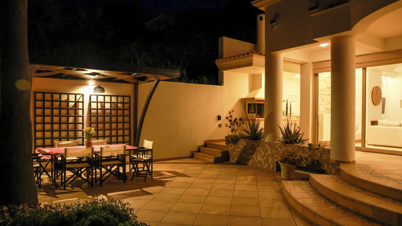 Photo of Outdoor in Platana