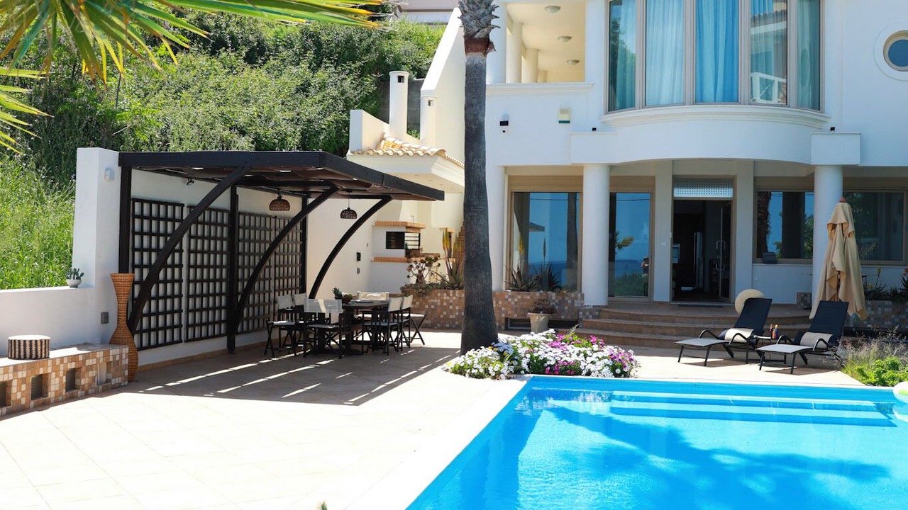 Photo of Outdoor in Platana