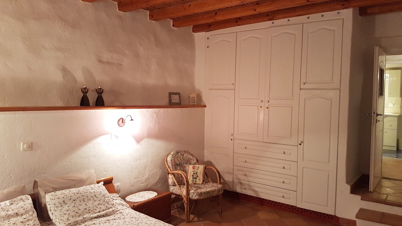 Photo of Bedroom in Nea Styra