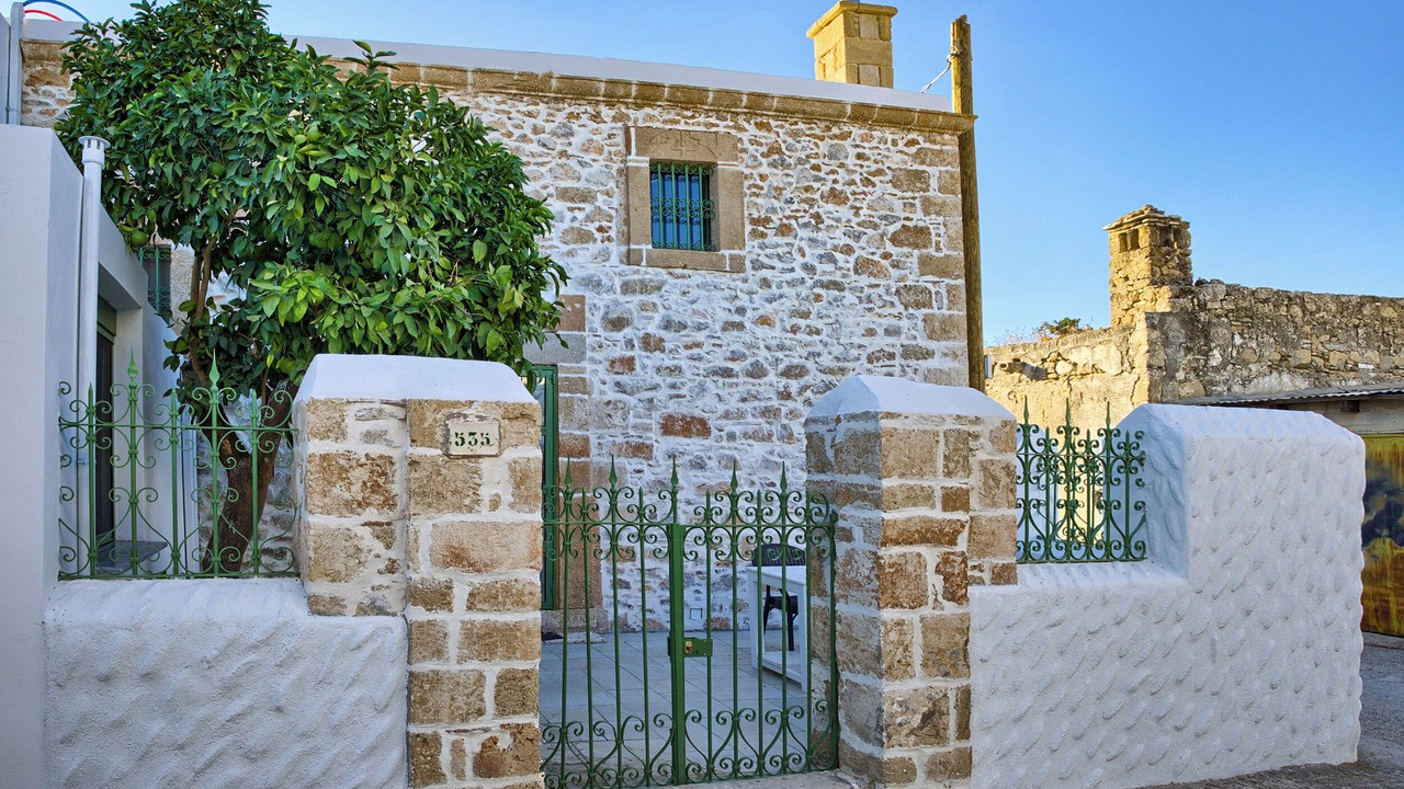 Photo of Patio Balcony in Archangelos