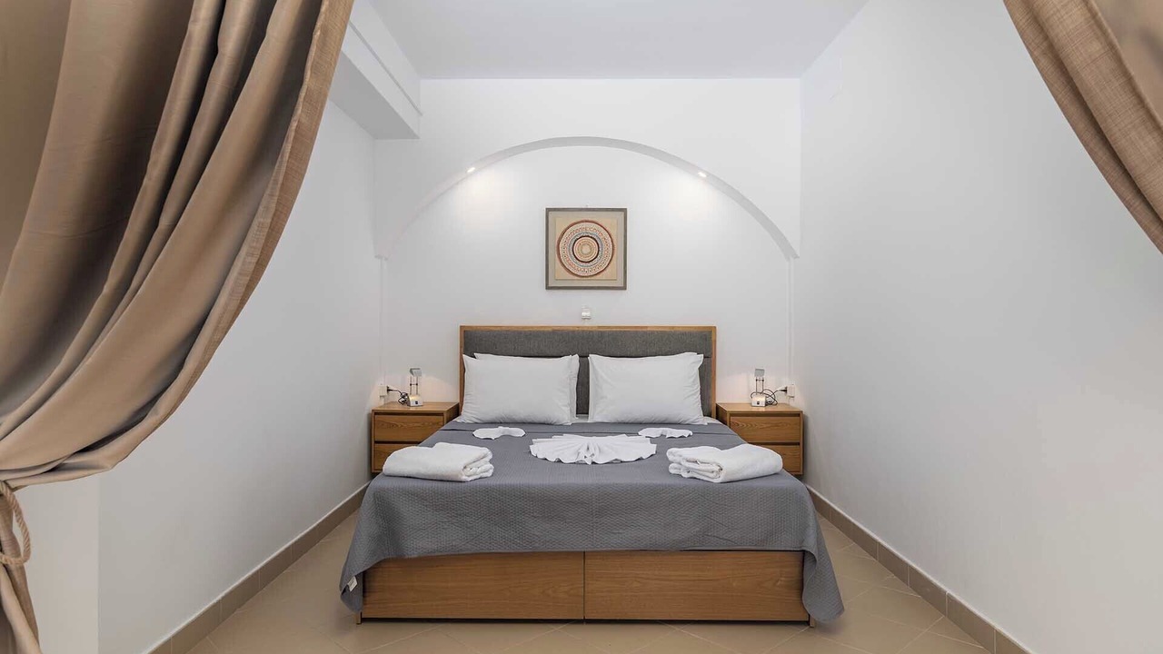 Photo of Bedroom in Milos