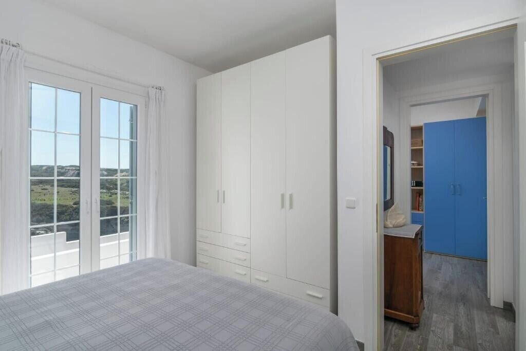 Photo of Bedroom in Milos