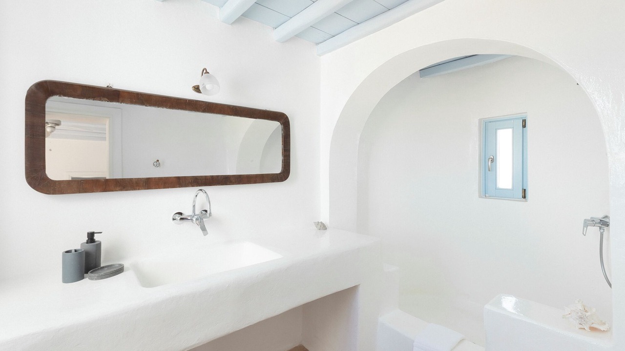 Photo of Bathroom in Kalafatis