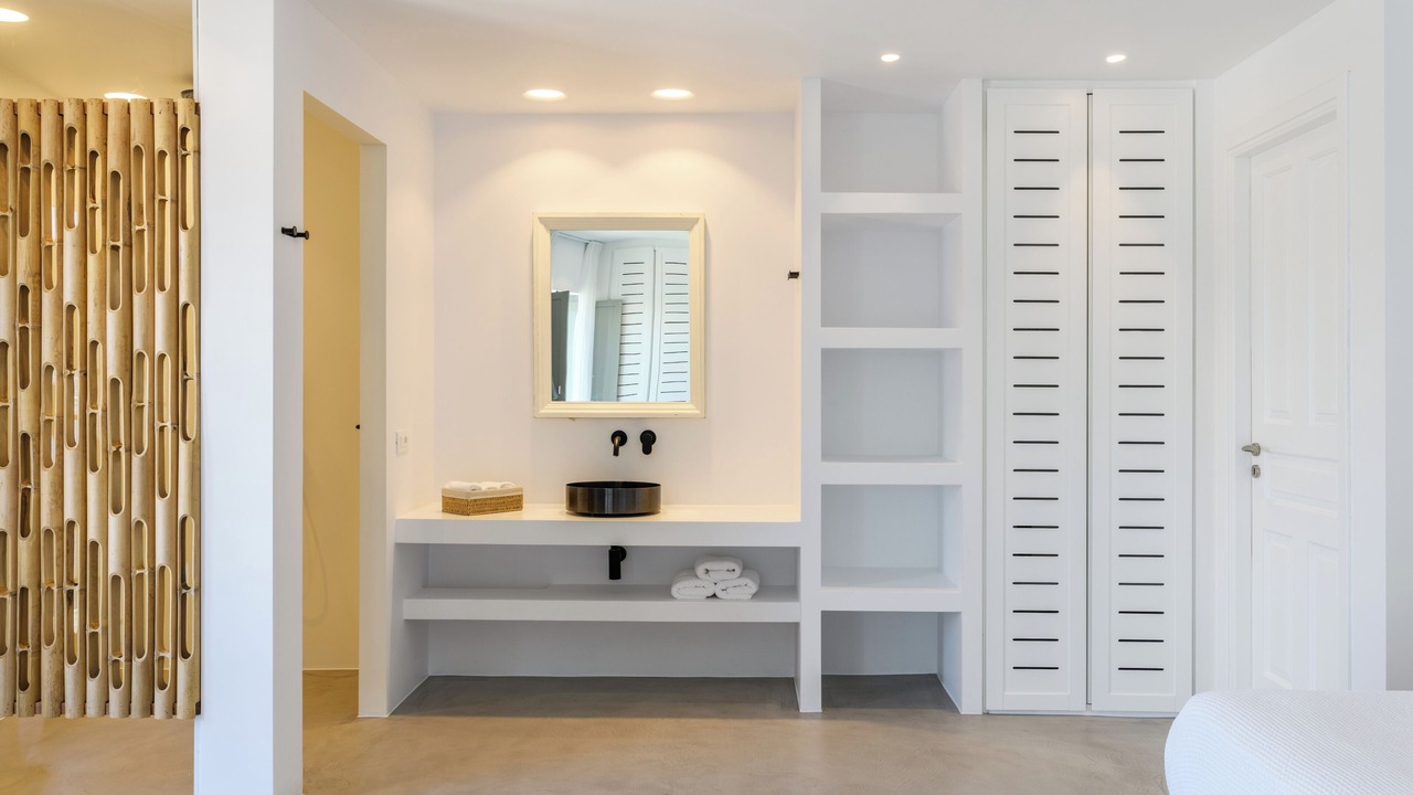 Photo of Bedroom in Ornos