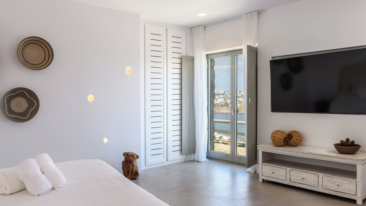 Photo of Bedroom in Ornos