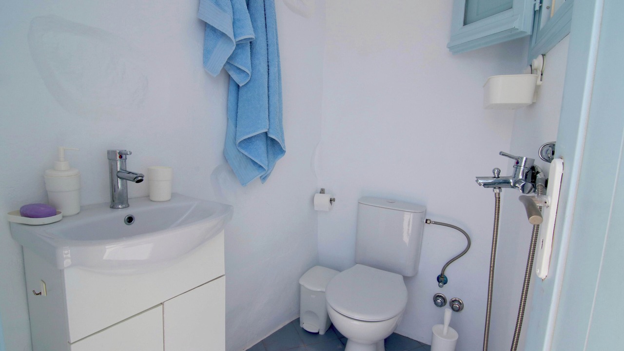 Photo of Bathroom in Astypalaia