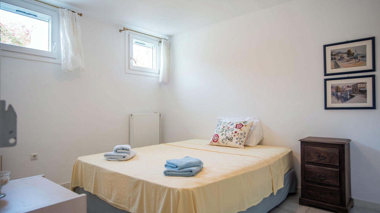 Photo of Bedroom in Ampelas