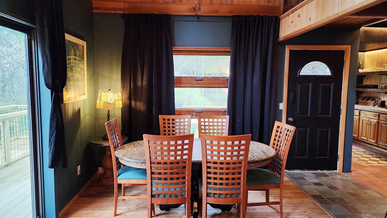 Photo of Bedroom in Hammondsport