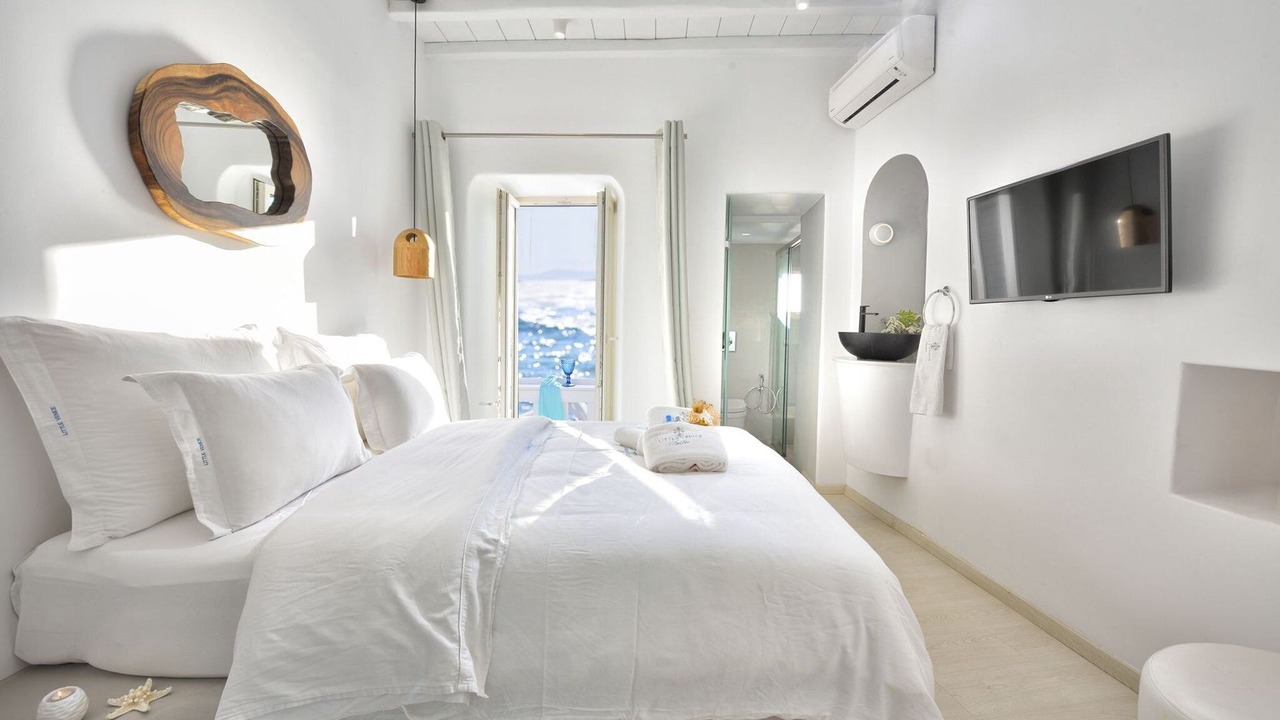 Photo of Others in Mykonos Town