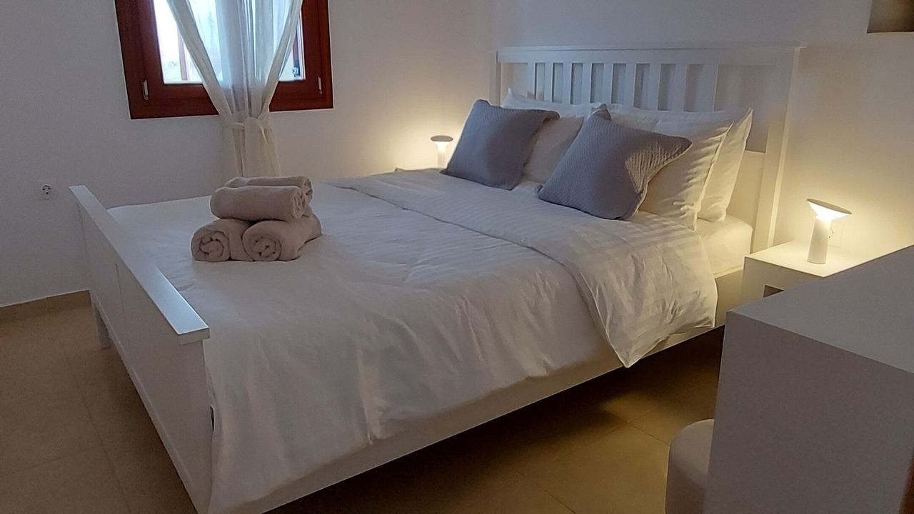 Photo of Bedroom in Monolithos