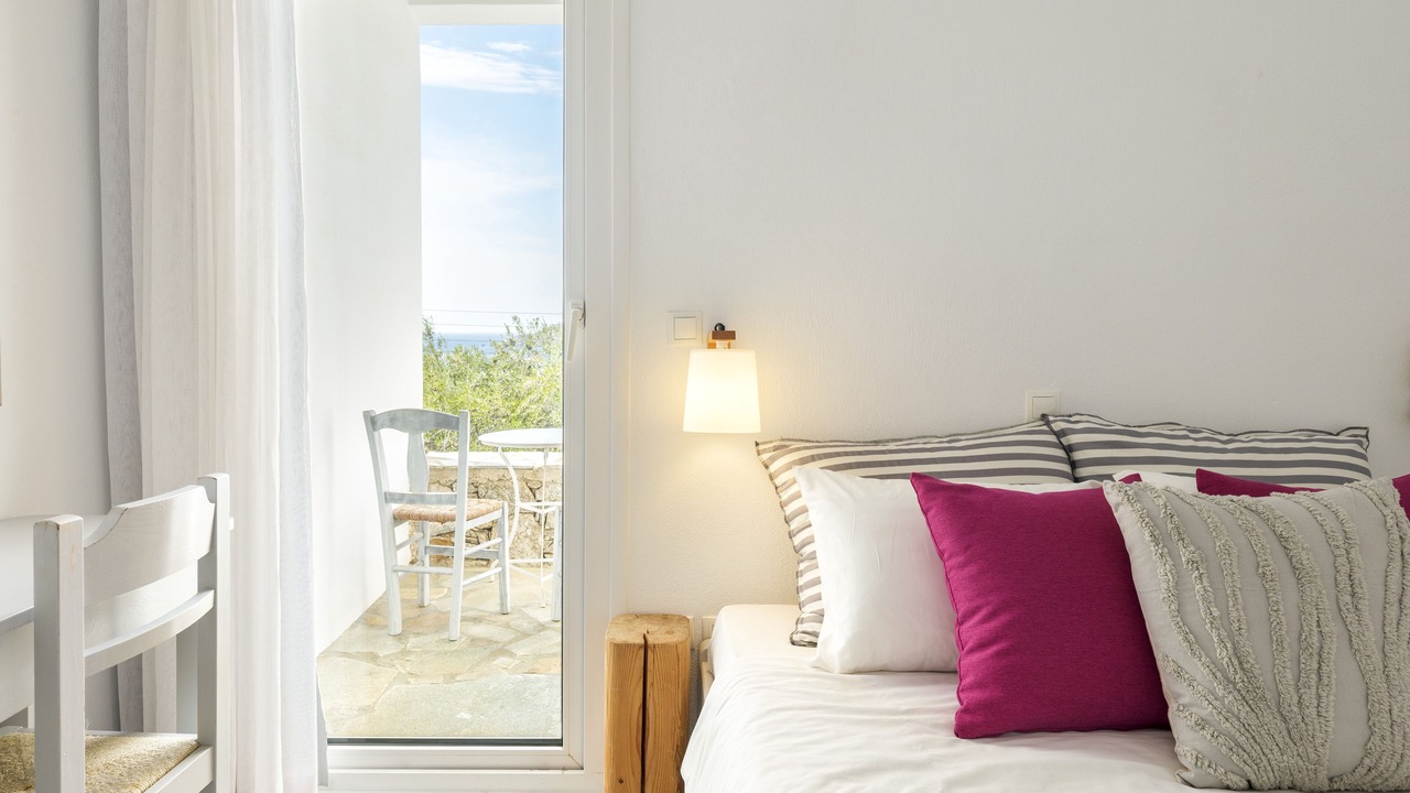 Photo of Bedroom in Platis Gialos