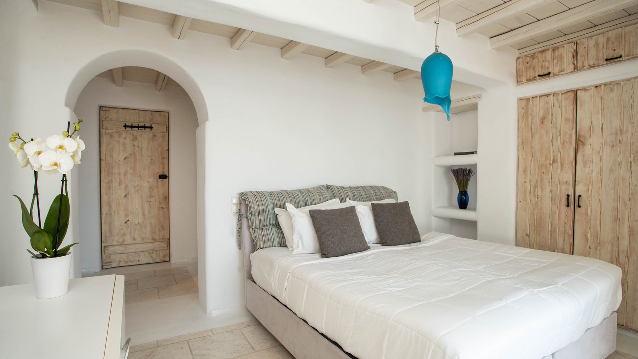 Photo of Bedroom in Faros Armenistis