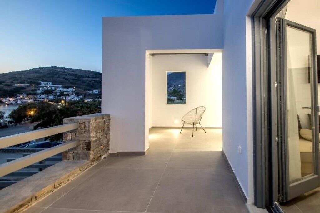 Photo of Outdoor in Kini