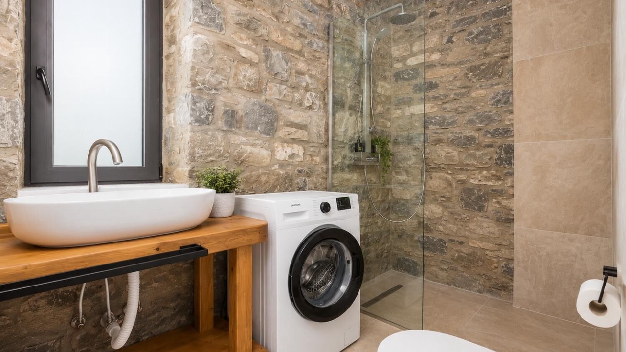 Photo of Bathroom in Kiotari