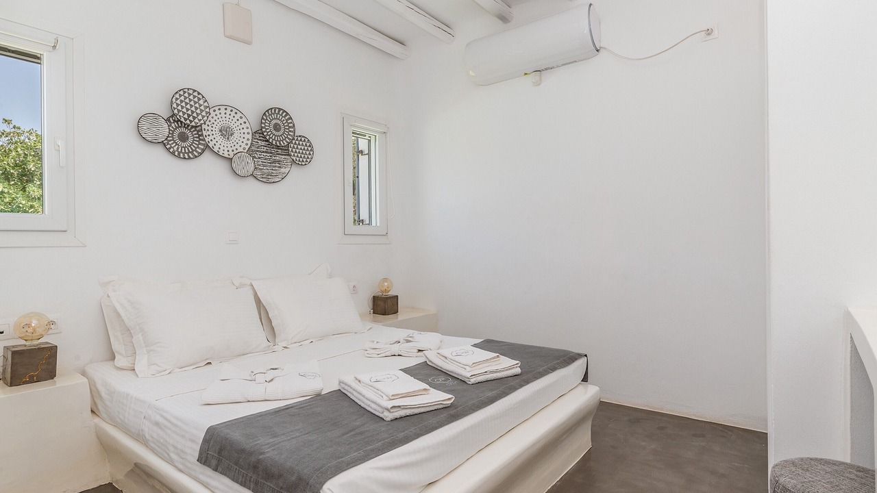 Photo of Bedroom in Kato Fellos