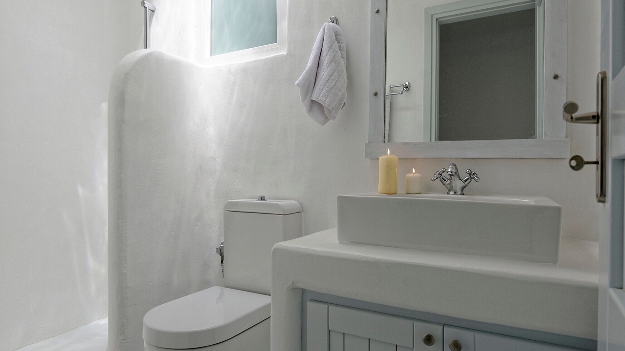 Photo of Bathroom in Kalafatis