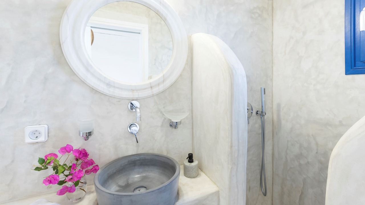 Photo of Bathroom in Drios