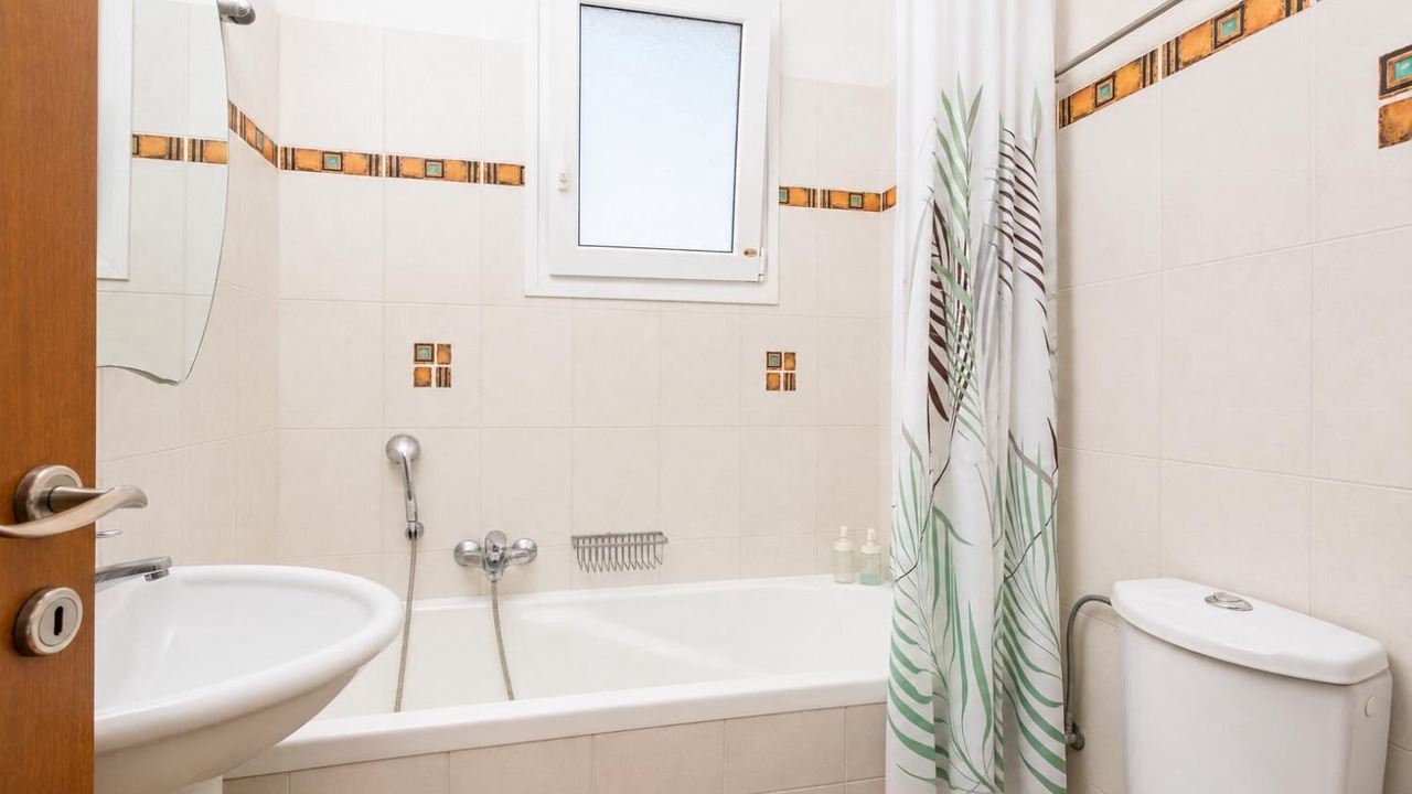 Photo of Bathroom in Gennadi