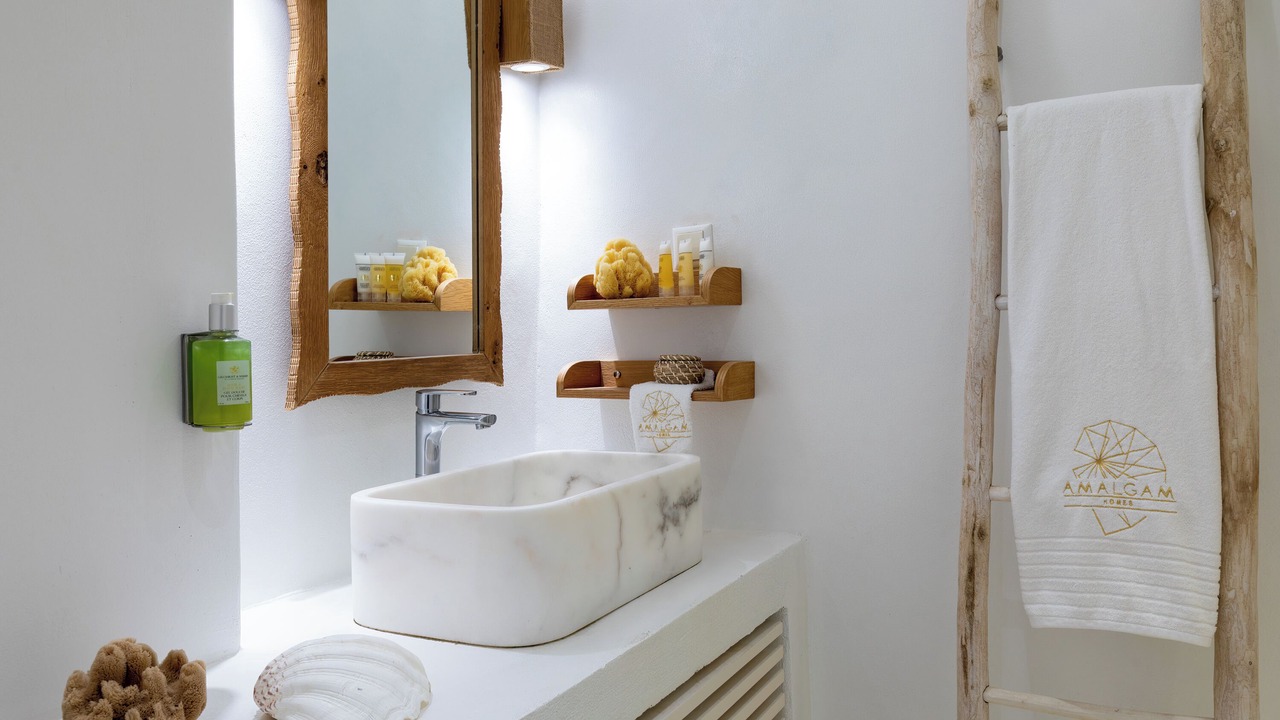 Photo of Bathroom in Ampelas