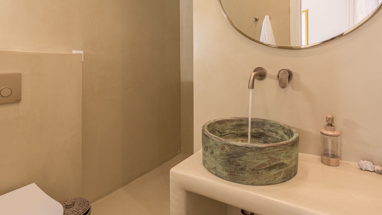 Photo of Bathroom in Tripiti