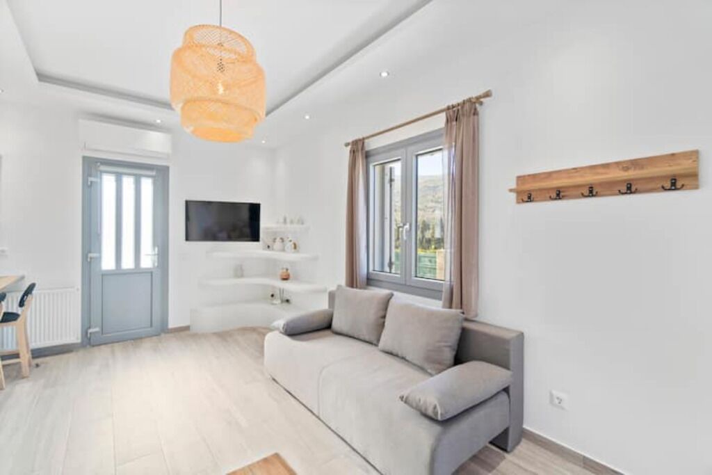 Photo of Livingroom in Paleopolis
