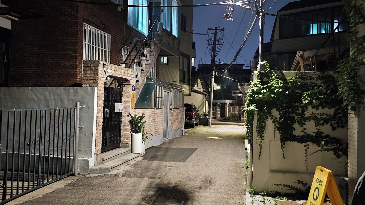 Photo of Outdoor in Cheongunhyoja-dong