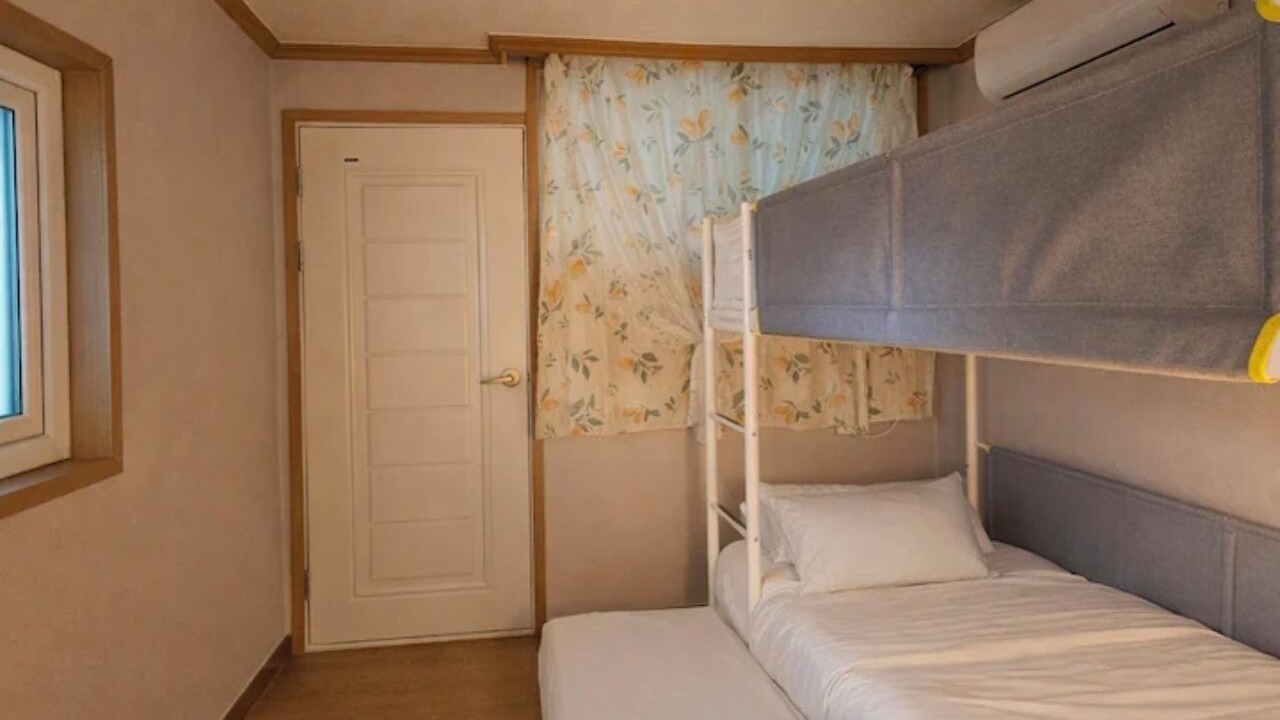 Photo of Bedroom in Cheongunhyoja-dong