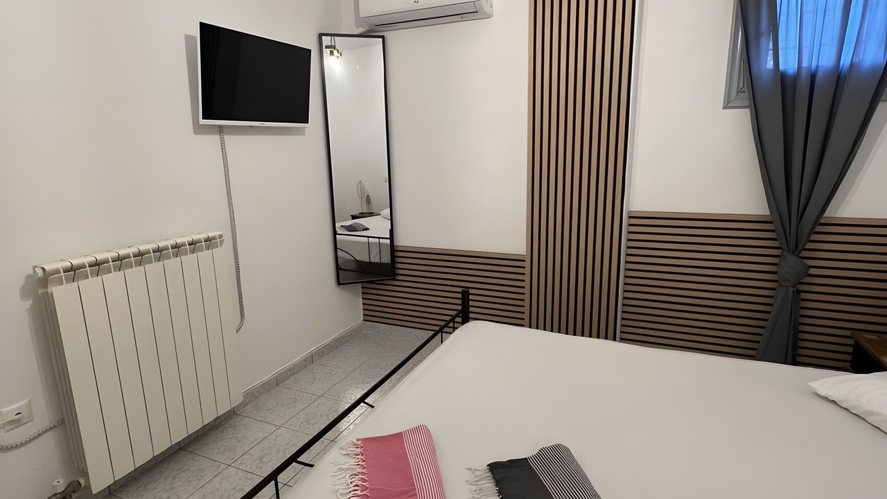 Photo of Bedroom in Plintri