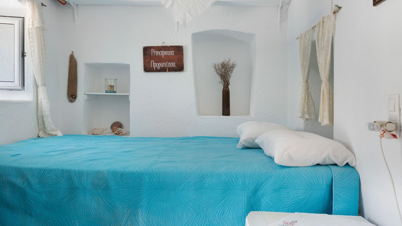 Photo of Bedroom in Telendos