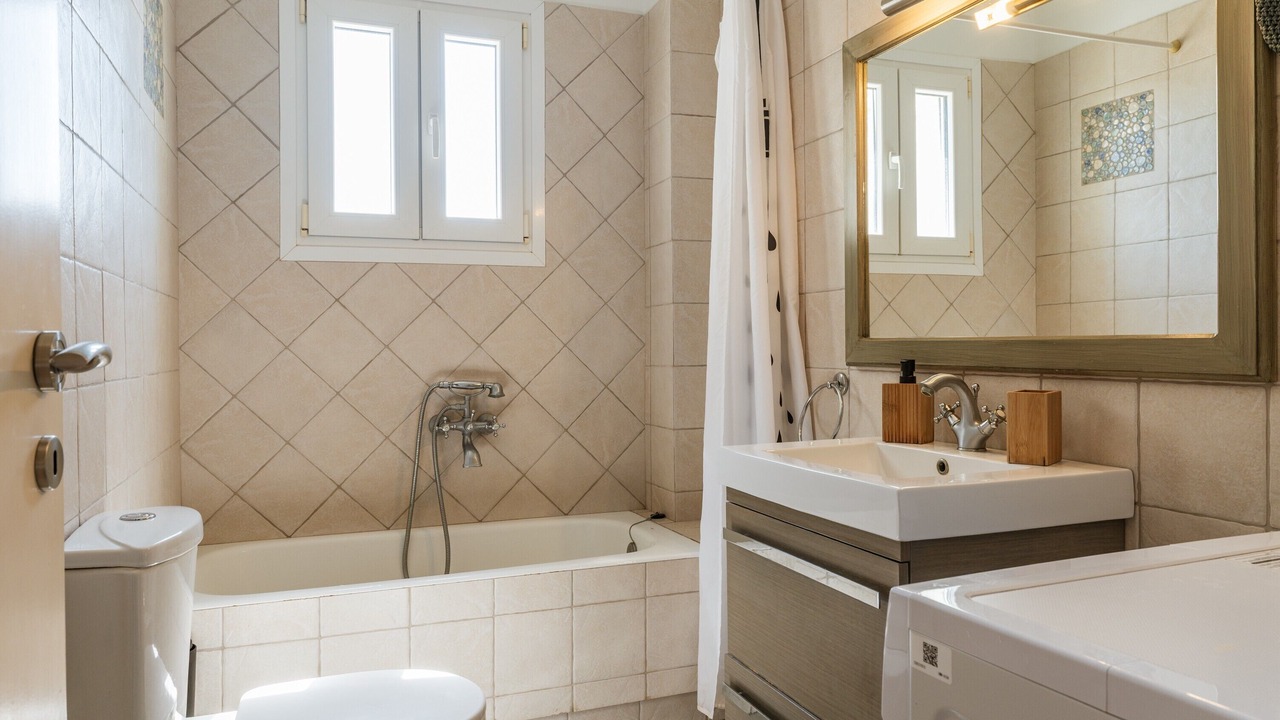 Photo of Bathroom in Tinos