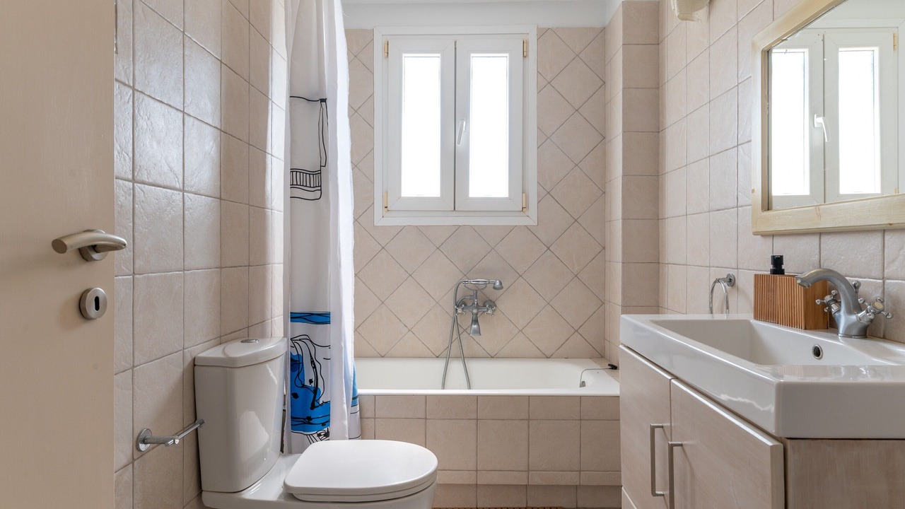 Photo of Bathroom in Tinos