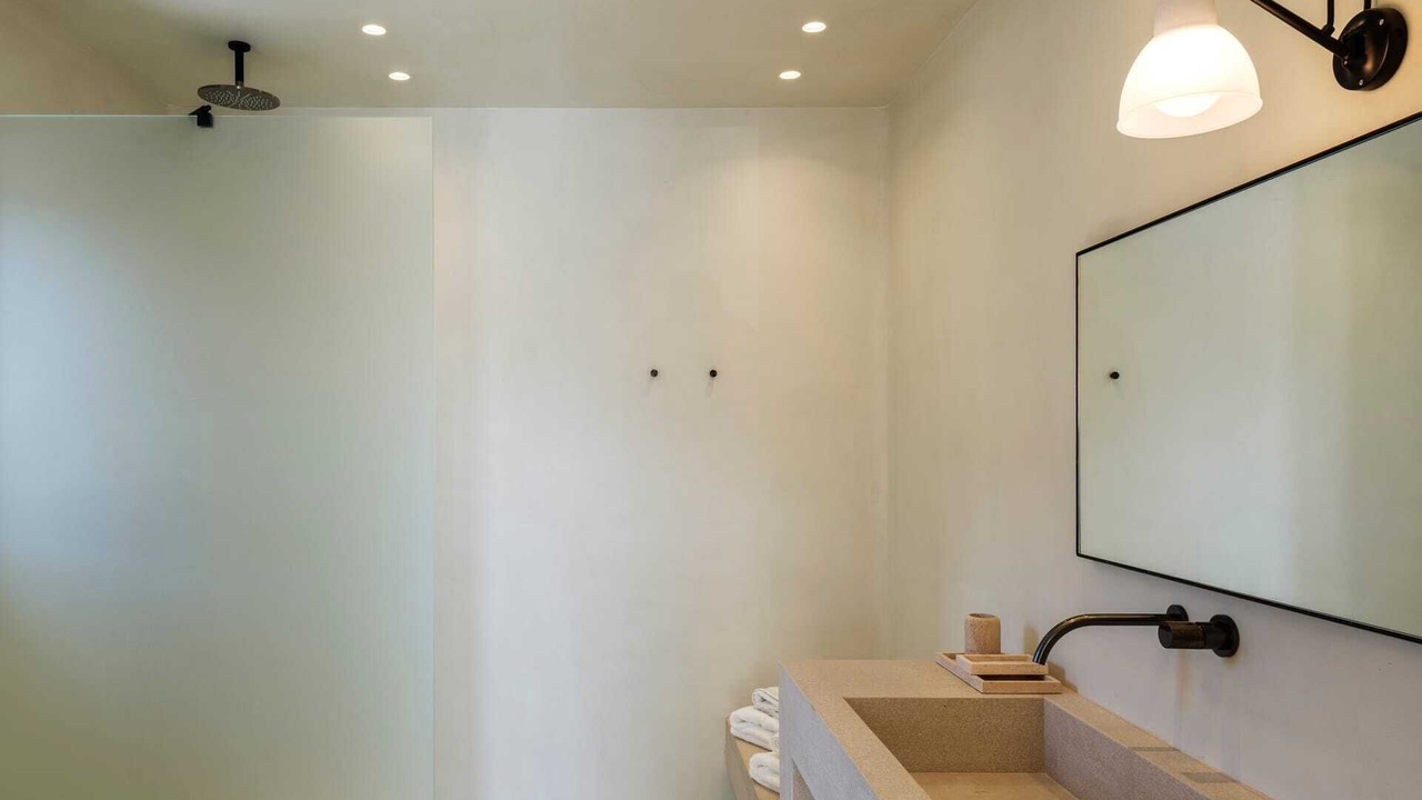 Photo of Bathroom in Kanalia
