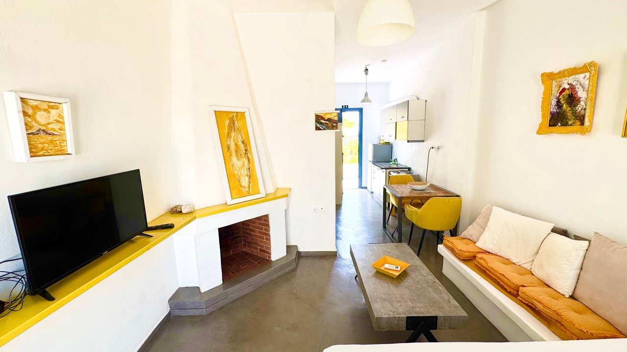 Photo of Livingroom in Agios Sostis