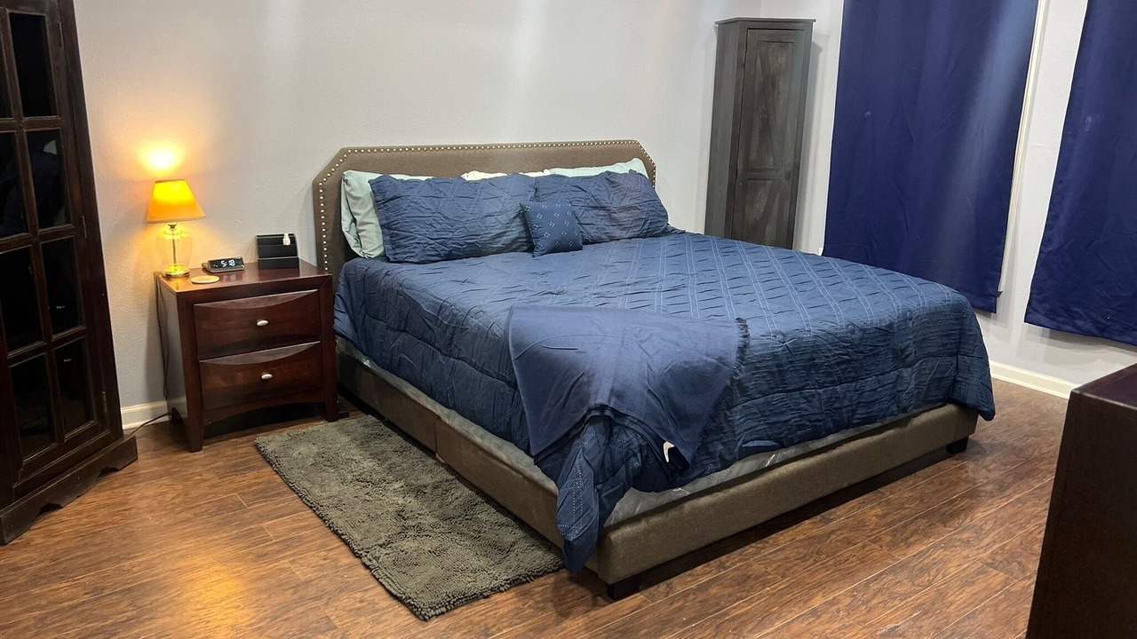 Photo of Bedroom in Arabi