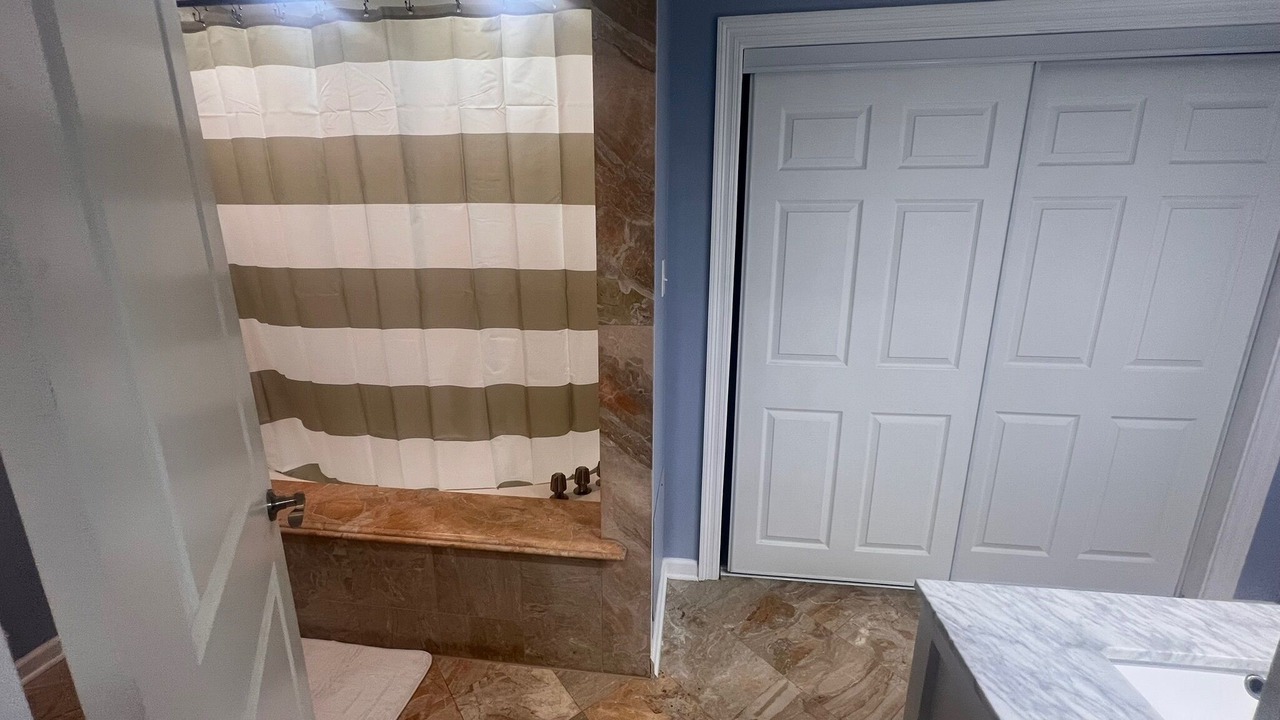 Photo of Bathroom in Arabi